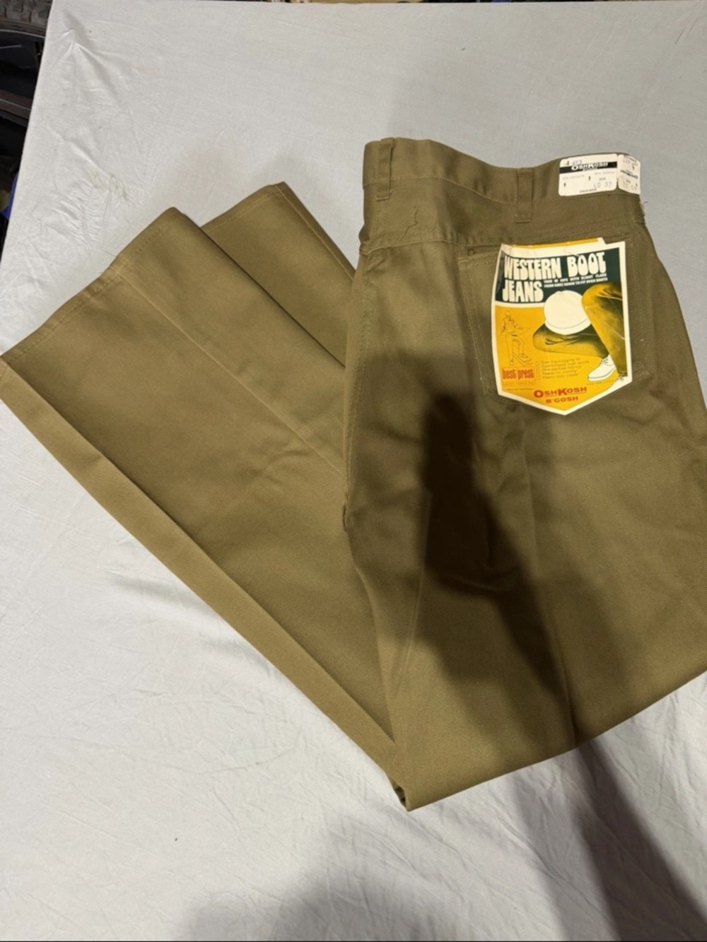 Vintage OshKosh B'gosh Men's Chino Pants in Olive Tan